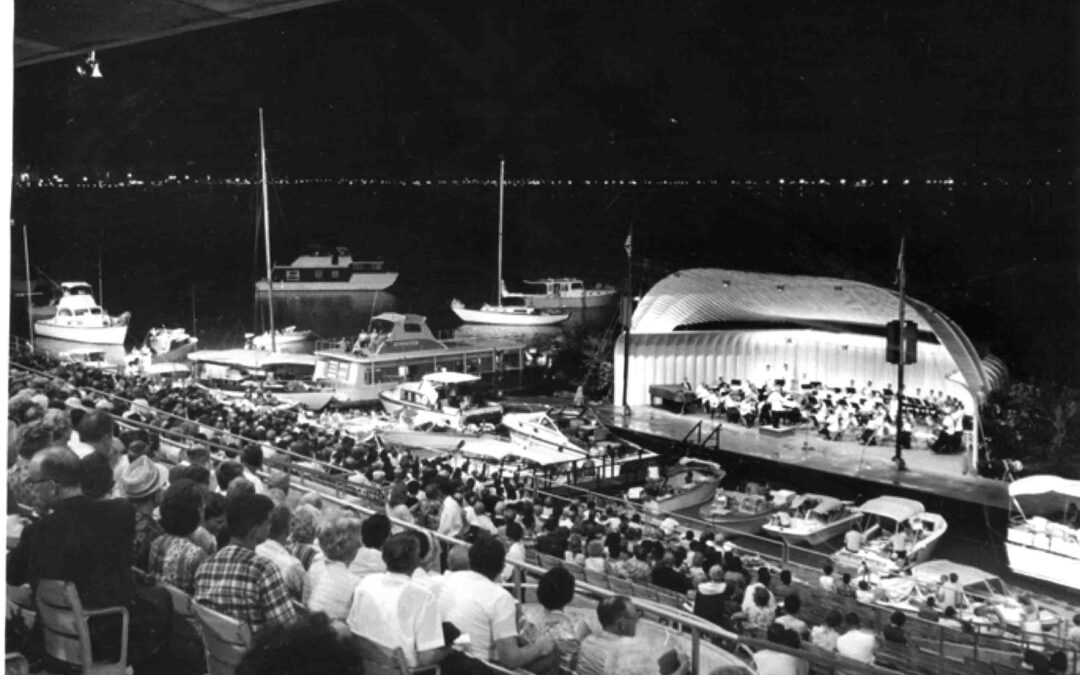 Night Floating Stage – 1971